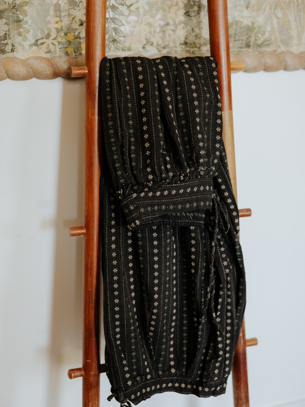 Geometric-Print Drawstring Wide-Leg Balloon Pants NWT